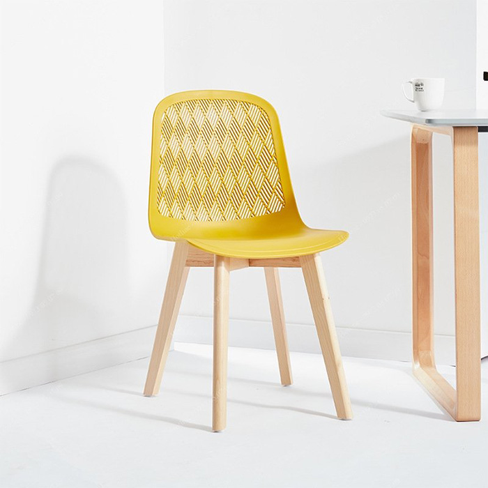 Ghế cà phê màu vàng nổi bật cho không gian quán của bạn